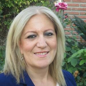 Meet your Posher, Pilar